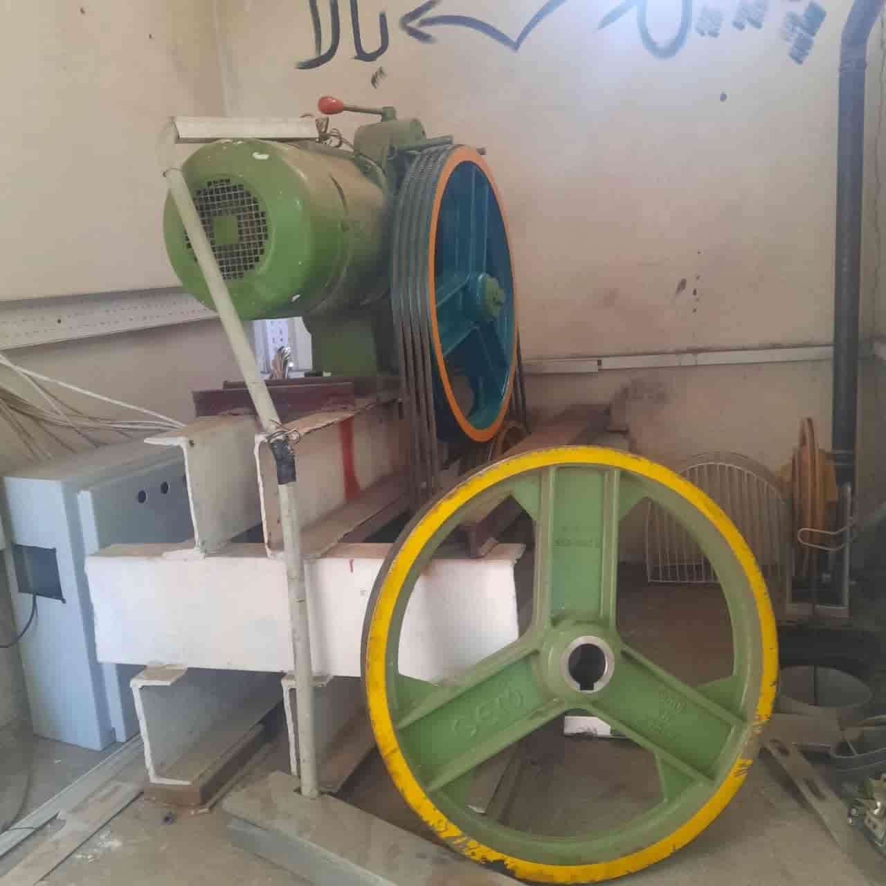 تعویض فلکه اصلی موتور گیربکس آسانسور تعویض فلکه اصلی موتور گیربکس آسانسور
